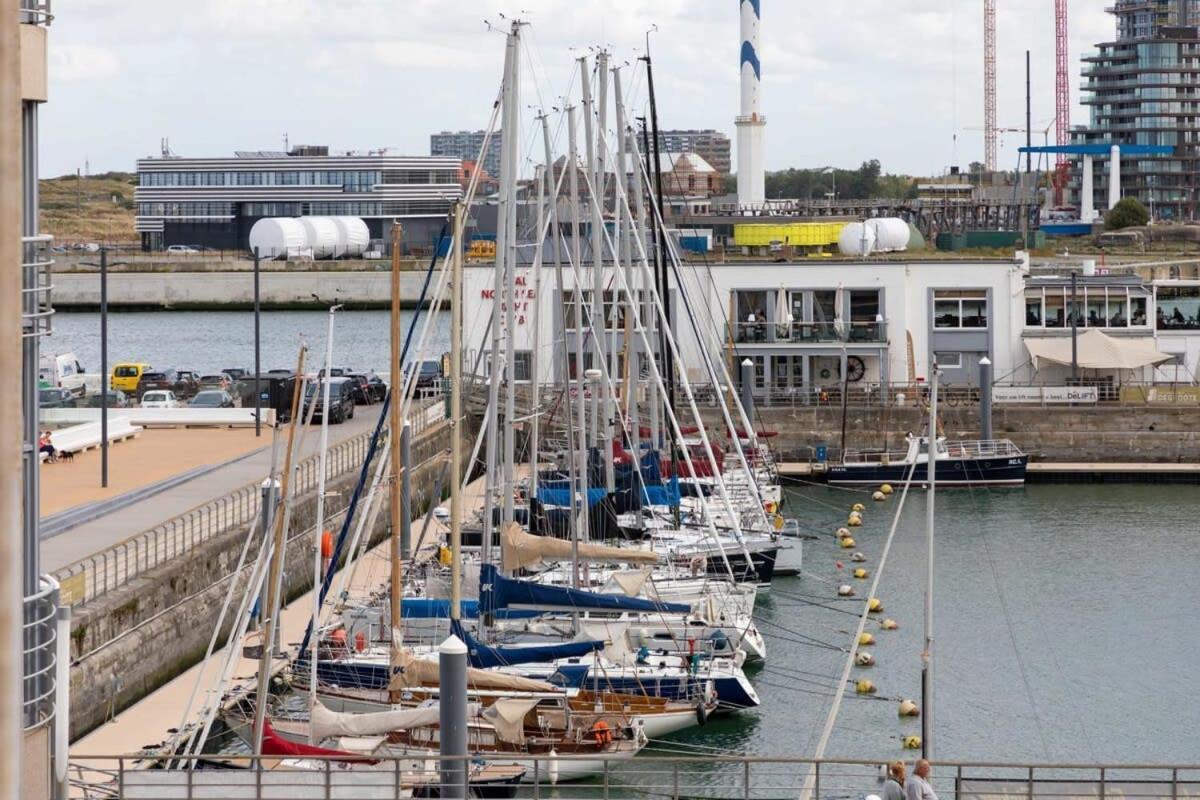 'Blue Sea' - Studio In Ostend With Private Parking Daire Dış mekan fotoğraf
